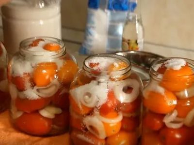 помидоры на зиму с луком без стерилизации