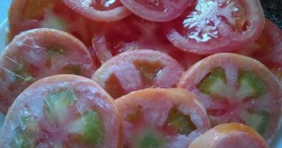 как заморозить помидоры на зиму в морозилке